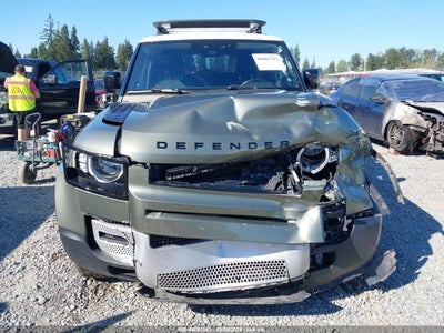 LAND ROVER DEFENDER
