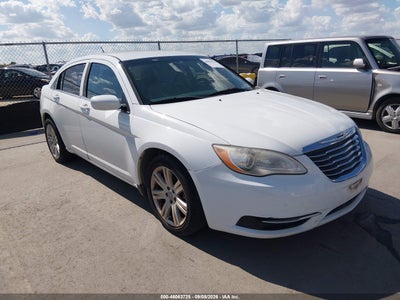 2013 Chrysler 200