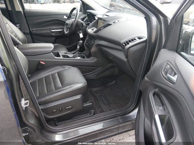 2017 FORD ESCAPE 5