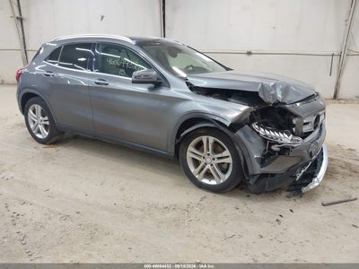 MERCEDES-BENZ GLA 250