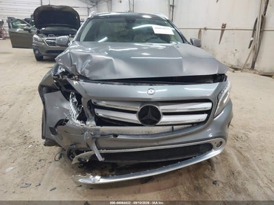 MERCEDES-BENZ GLA 250