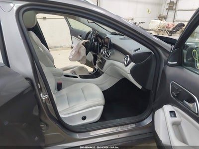 MERCEDES-BENZ GLA 250