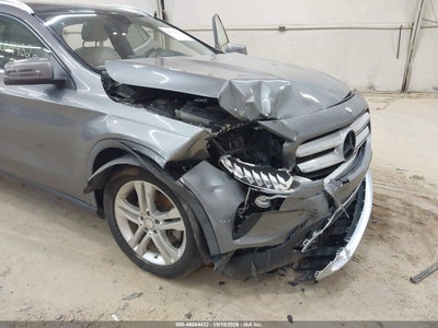 MERCEDES-BENZ GLA 250