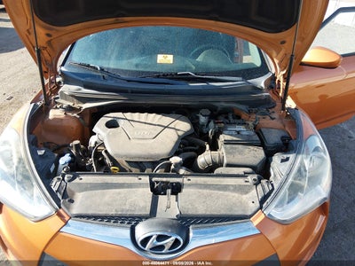 HYUNDAI VELOSTER