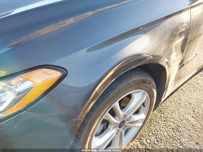 FORD FUSION HYBRID
