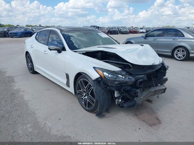 2022 KIA STINGER GT2