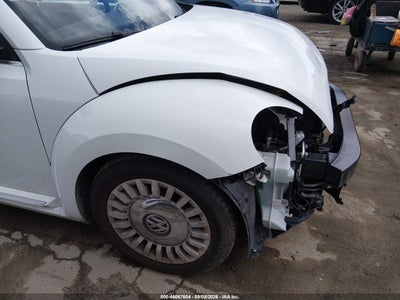 VOLKSWAGEN BEETLE