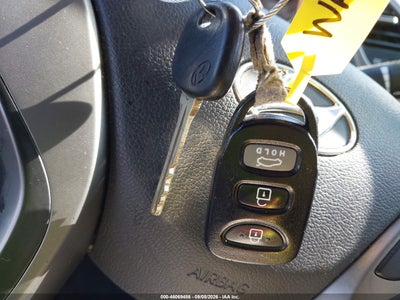 2014 HYUNDAI ELANTRA 11