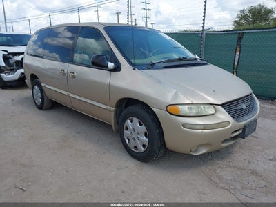 2000 Chrysler Town & Country