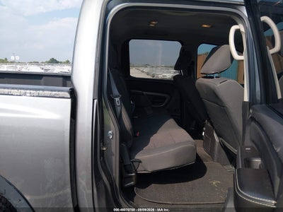 2015 NISSAN TITAN 8