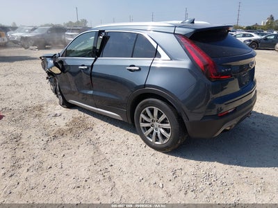 CADILLAC XT4