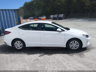 2020 HYUNDAI ELANTRA 17