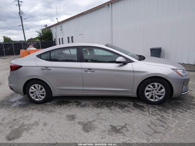 2020 HYUNDAI ELANTRA 18