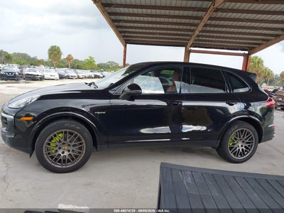 PORSCHE CAYENNE E-HYBRID