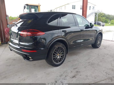 PORSCHE CAYENNE E-HYBRID