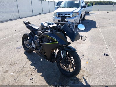 2026 HONDA CBR650 R