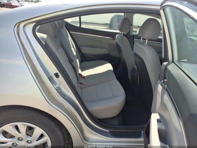 2020 HYUNDAI ELANTRA 8