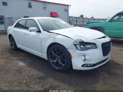 CHRYSLER 300
