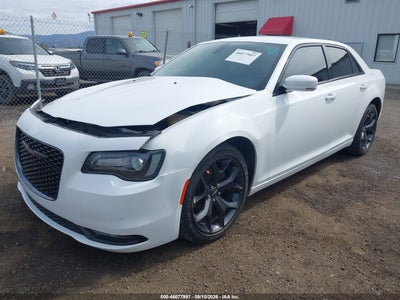 CHRYSLER 300