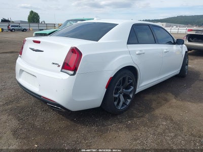CHRYSLER 300