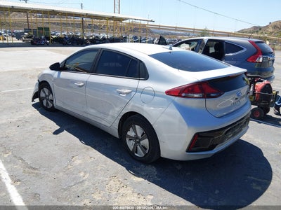 HYUNDAI IONIQ HYBRID