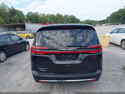 CHRYSLER PACIFICA