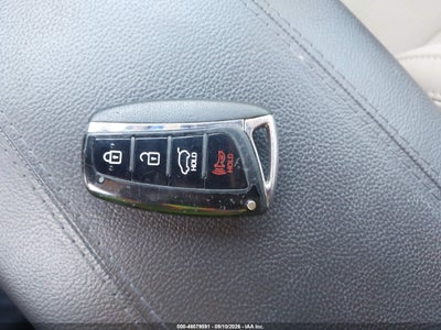 HYUNDAI SANTA FE SPORT