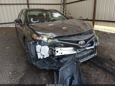 TOYOTA CAMRY