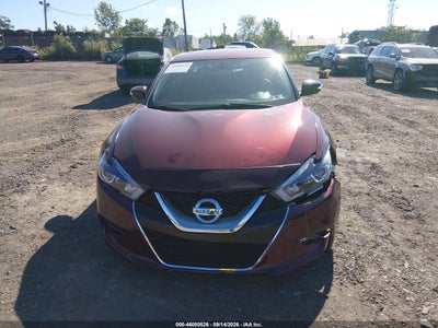 NISSAN MAXIMA