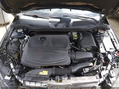 MERCEDES-BENZ CLA 250