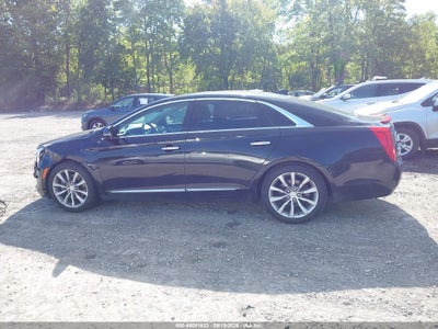 CADILLAC XTS