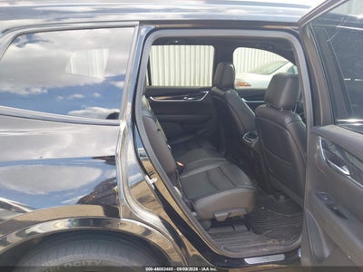 CADILLAC XT6