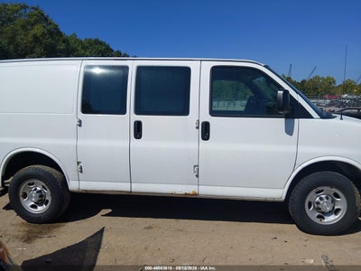 2016 CHEVROLET EXPRESS 2500 13