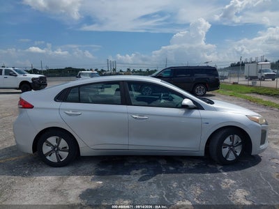2019 HYUNDAI IONIQ HYBRID 13