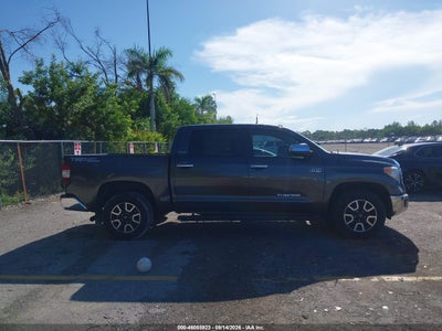 TOYOTA TUNDRA