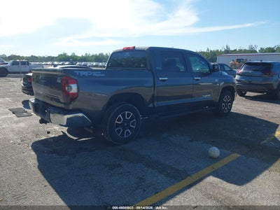 TOYOTA TUNDRA