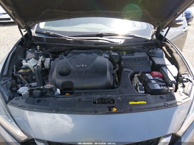 NISSAN MAXIMA