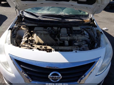 NISSAN VERSA