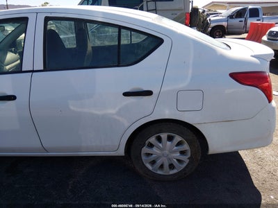 NISSAN VERSA
