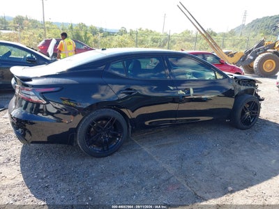 NISSAN MAXIMA