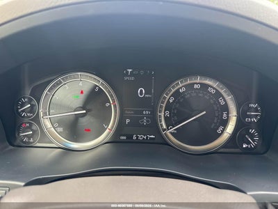 2016 LEXUS LX 570 7