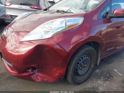 NISSAN LEAF