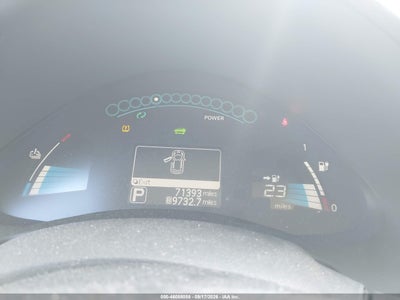 NISSAN LEAF
