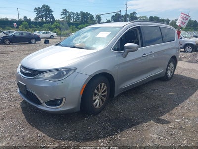 CHRYSLER PACIFICA