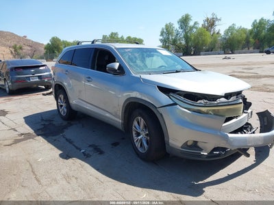 TOYOTA HIGHLANDER