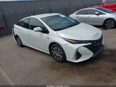 TOYOTA PRIUS PRIME