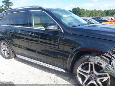 MERCEDES-BENZ GLS 550