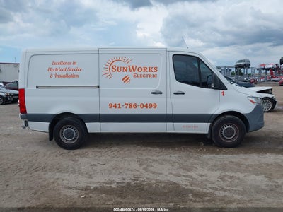 MERCEDES-BENZ SPRINTER 2500