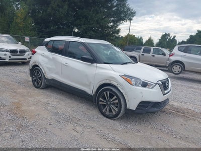 2020 Nissan Kicks SV Xtronic CVT