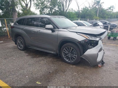 TOYOTA HIGHLANDER HYBRID